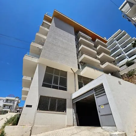 Lagomare In Saranda